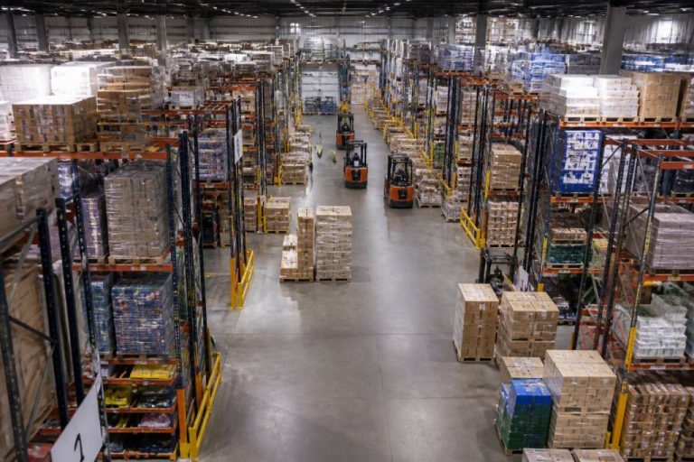 Entrepôt Carrefour : fonctionnement, enjeux et optimisation logistique