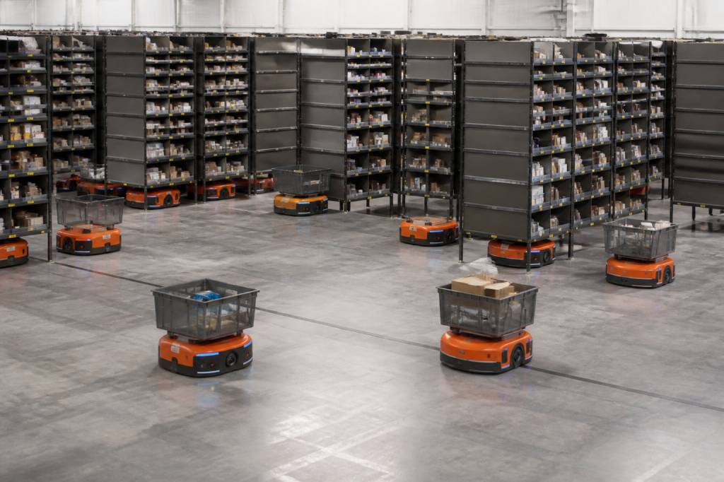 Robots kiva : comment ils transforment la logistique d’entrepôt